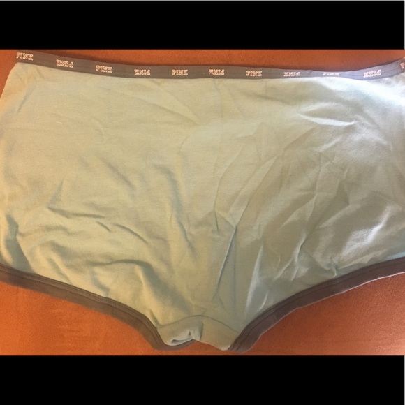 Brand New VS Boy Shorts - Picture 2 of 3